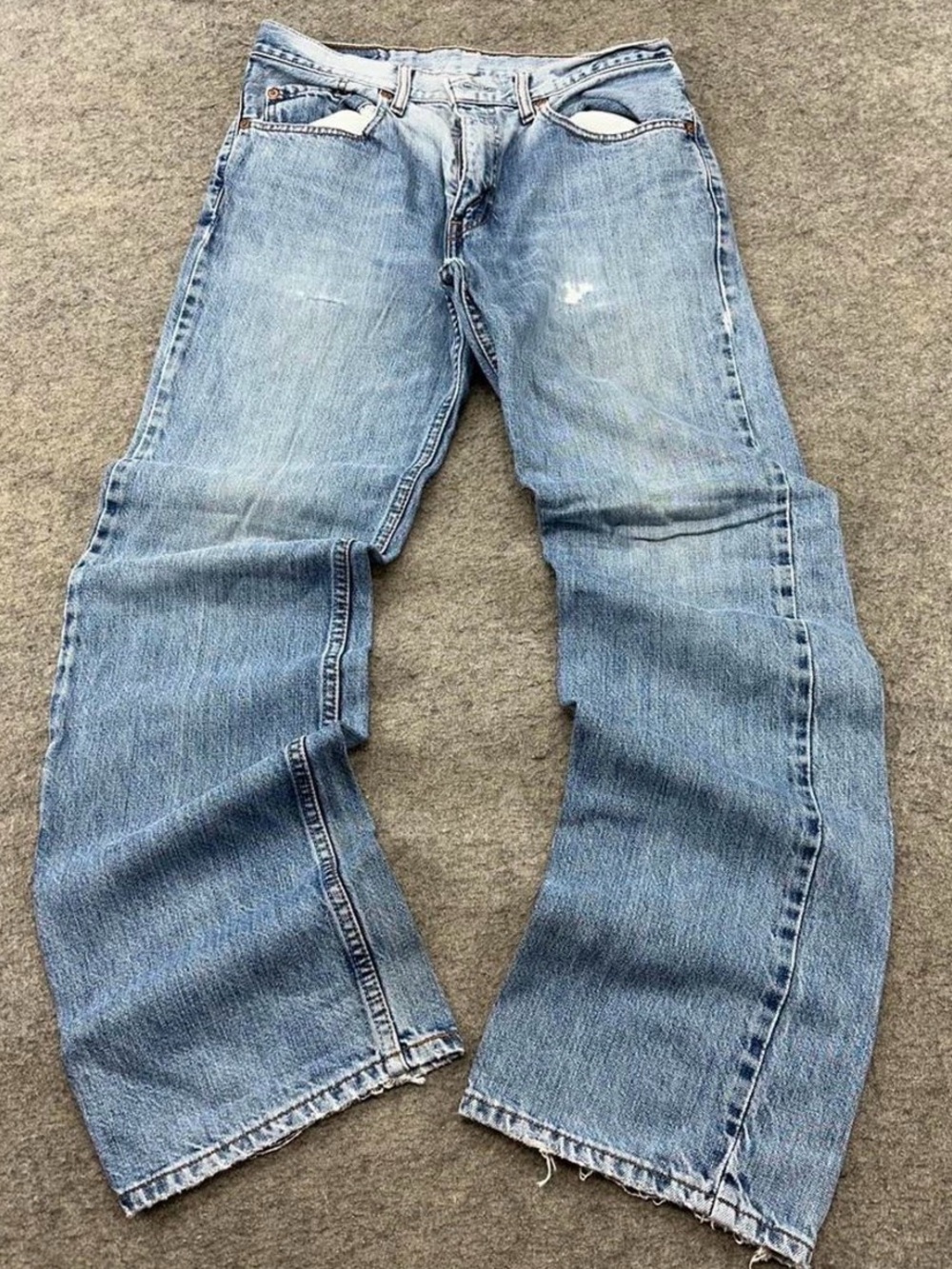 Vintage Levi's Light Blue Relaxed Fit Men's Jeans